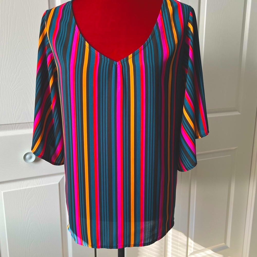 Willow + Root elbow sleeve top with ruched back